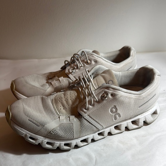Used On Running light grey Athletic Shoes women’s 9.5 - Picture 1 of 8